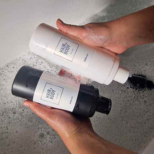 hollucare Hair & Body all in one, 370 ml, crna boca